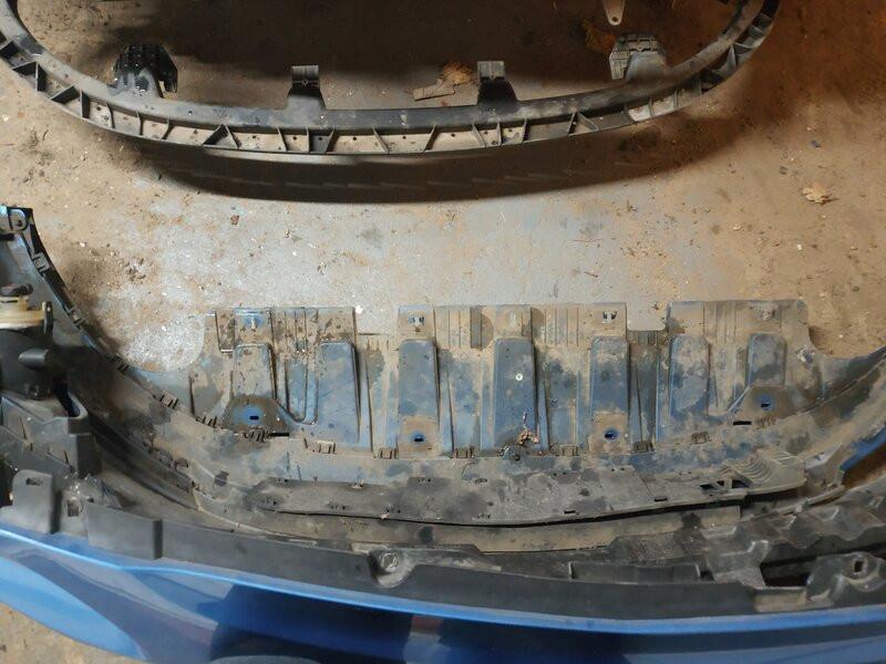 Vauxhall Corsa E bumper removed